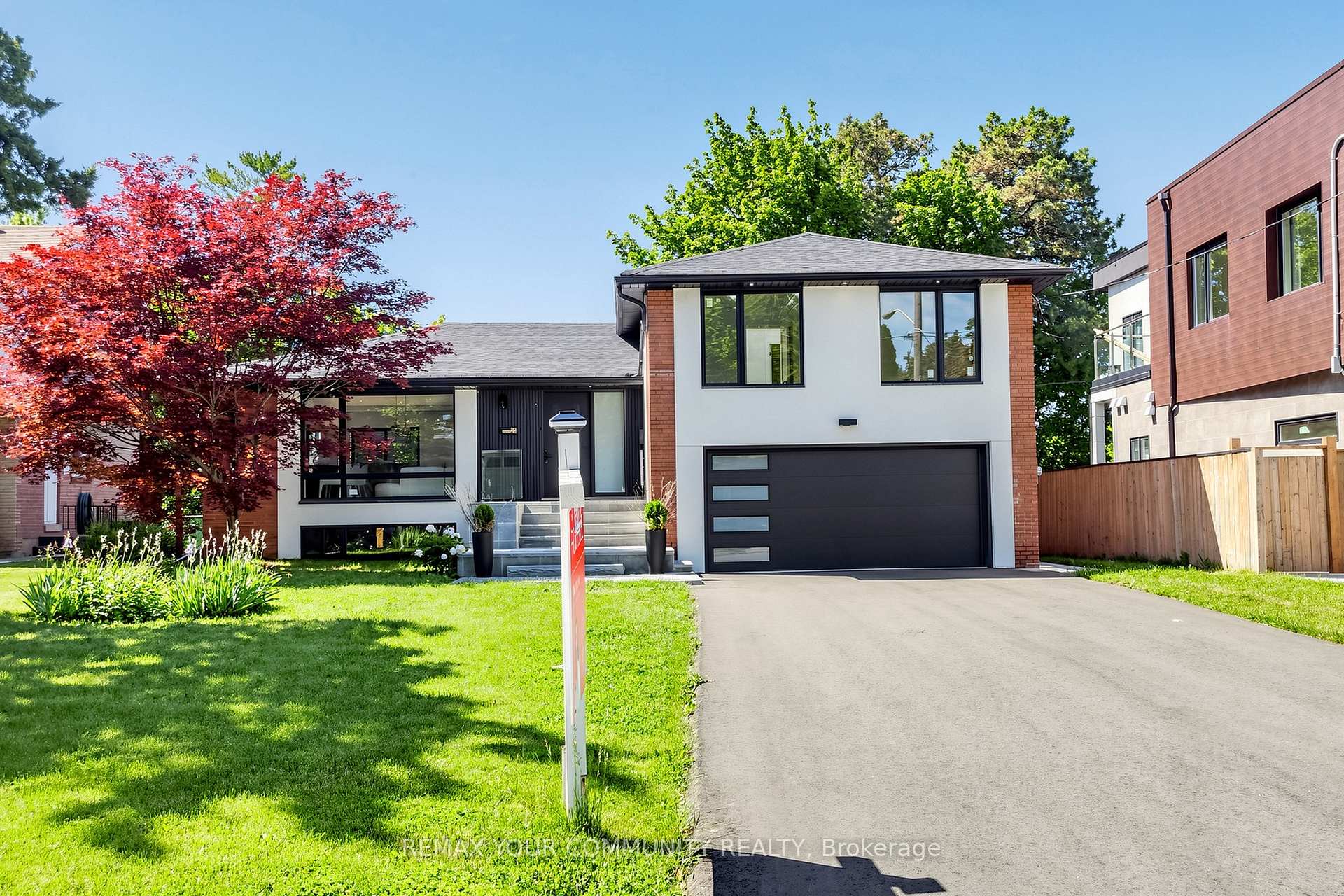 Photo 5 of 35 Geraldton Crescent, North York, Bayview Village — HOMEH