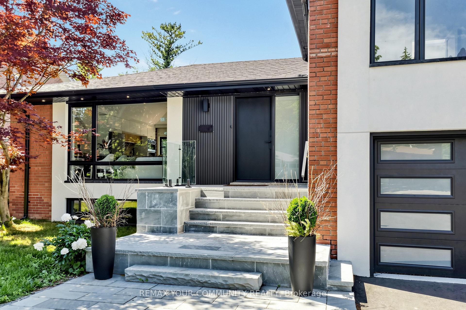 Photo 2 of 35 Geraldton Crescent, North York, Bayview Village — HOMEH