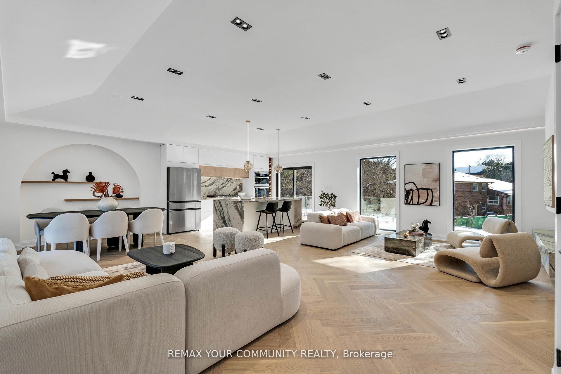 Photo 7 of 35 Geraldton Crescent, North York, Bayview Village — HOMEH