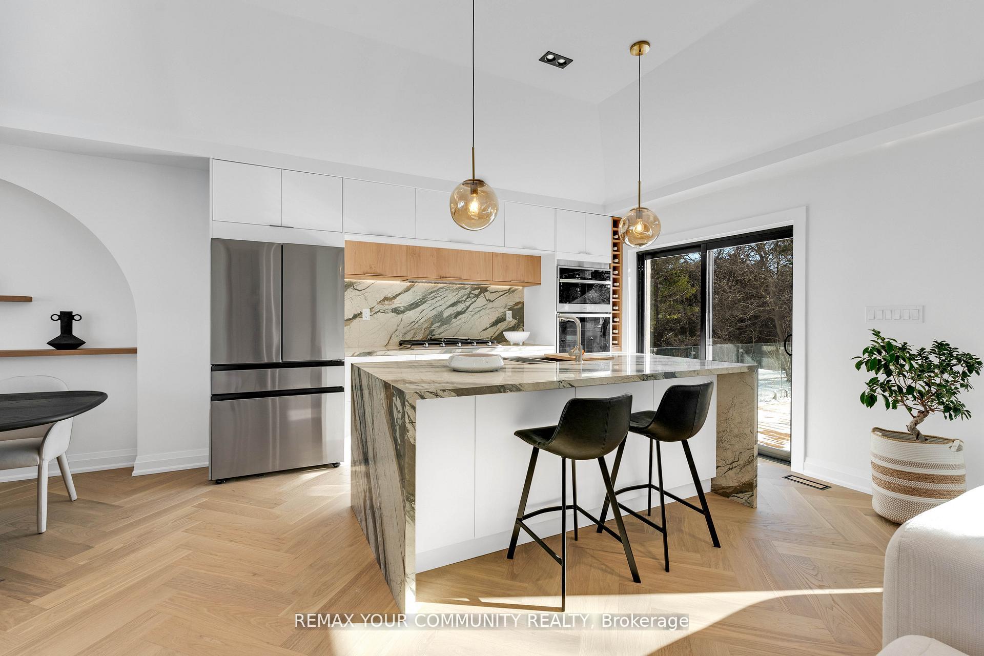 Photo 9 of 35 Geraldton Crescent, North York, Bayview Village — HOMEH