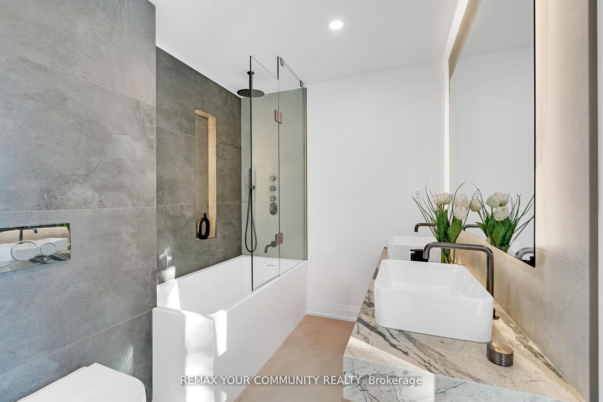 Photo 23 of 35 Geraldton Crescent, North York, Bayview Village — HOMEH