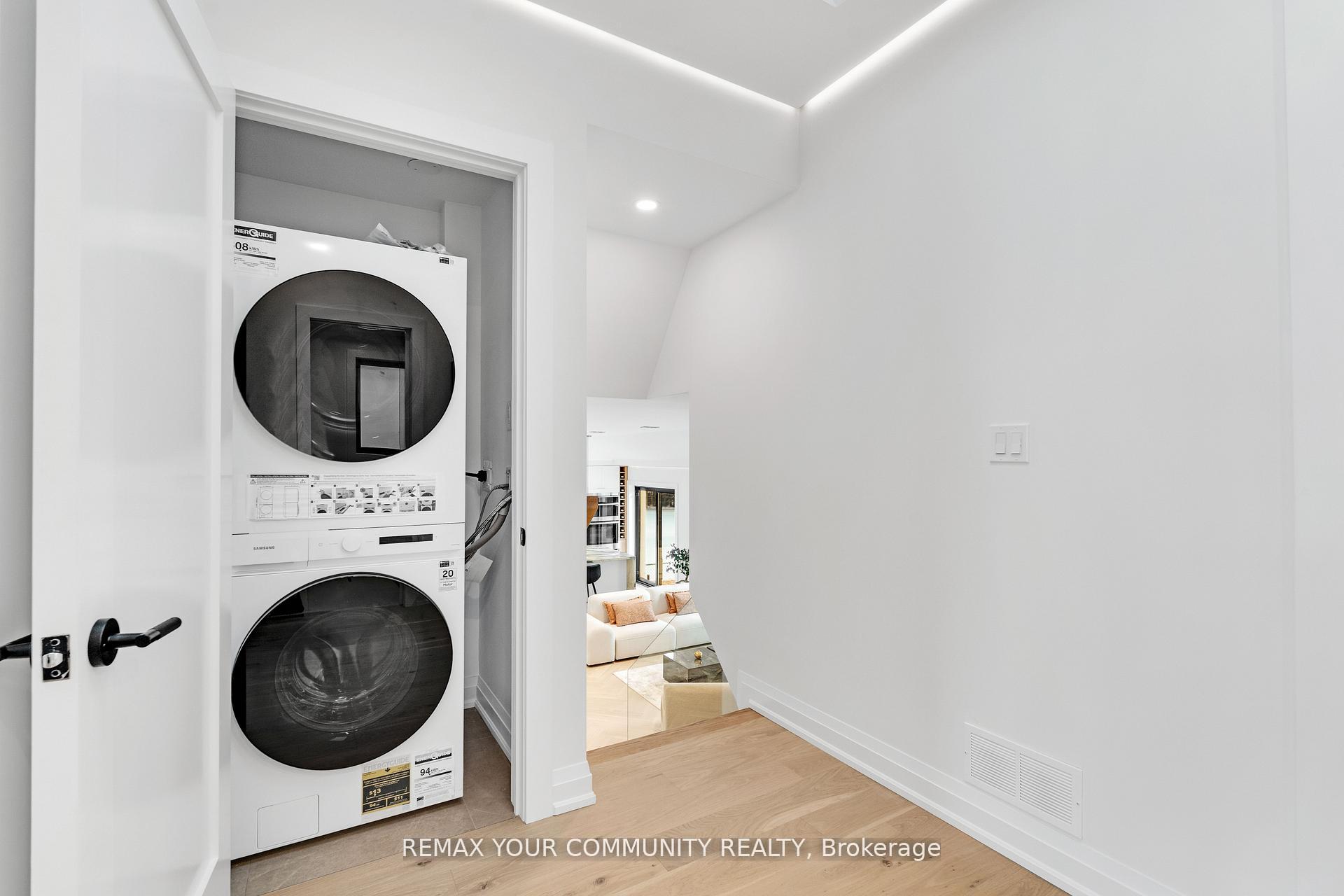 Photo 29 of 35 Geraldton Crescent, North York, Bayview Village — HOMEH
