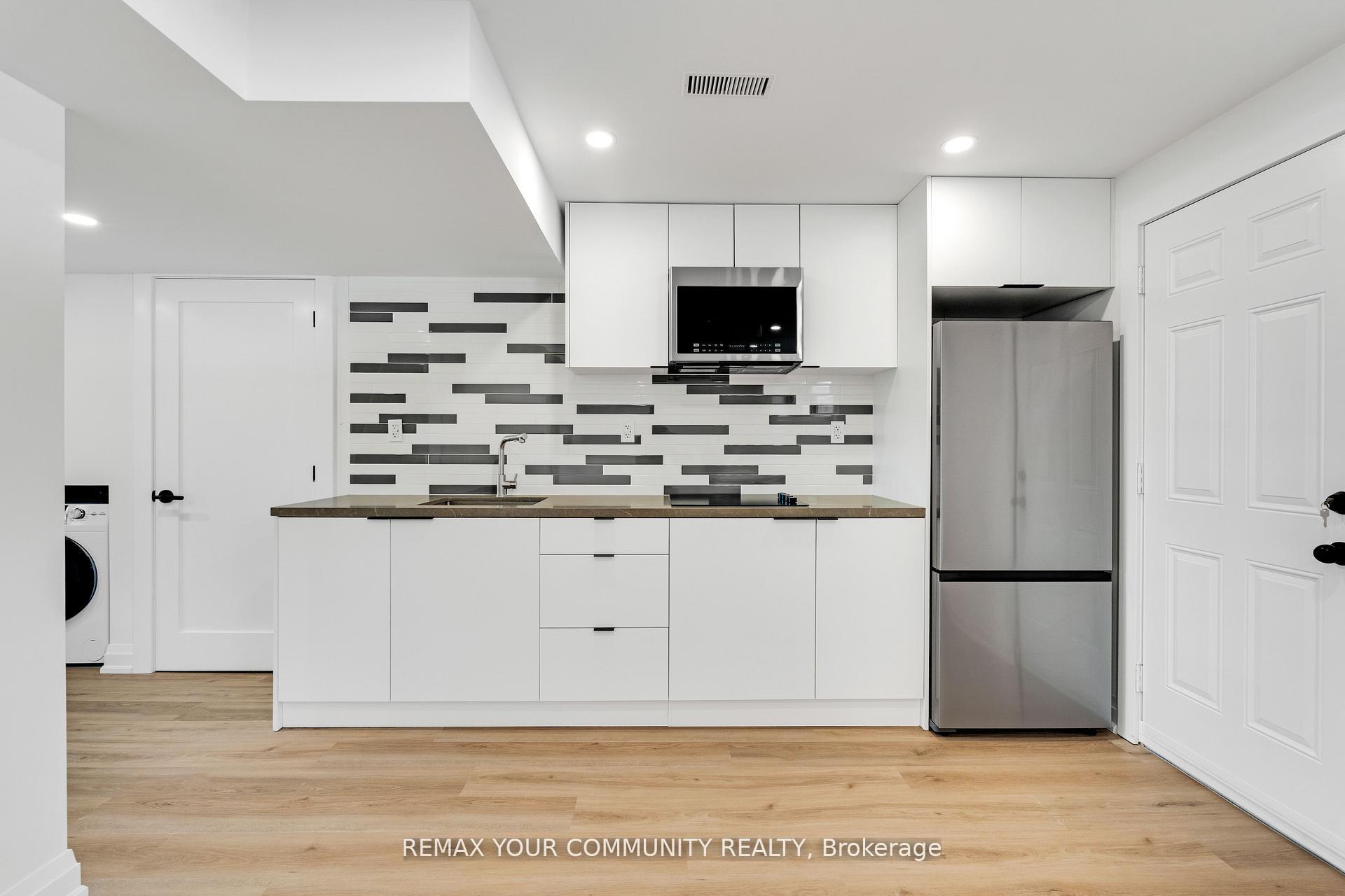 Photo 36 of 35 Geraldton Crescent, North York, Bayview Village — HOMEH