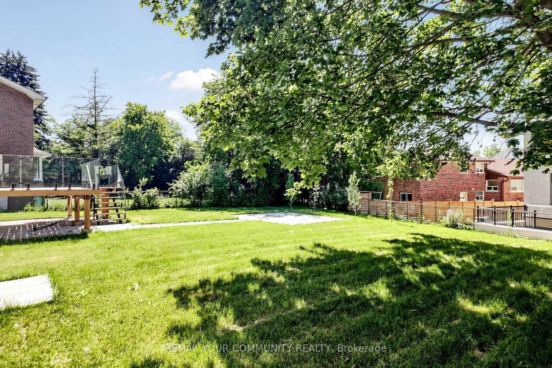 Photo 40 of 35 Geraldton Crescent, North York, Bayview Village — HOMEH