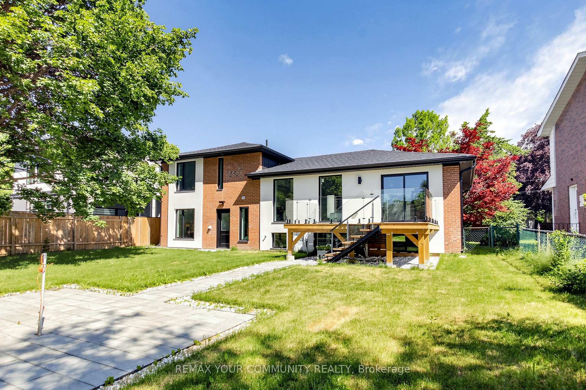 Photo 43 of 35 Geraldton Crescent, North York, Bayview Village — HOMEH