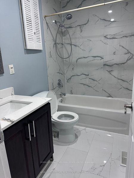 Photo 10 of 10 Aloma (upper level) Crescent, Brampton, Avondale — HOMEH