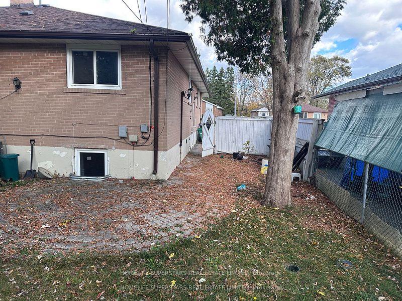 Photo 23 of 10 Aloma (upper level) Crescent, Brampton, Avondale — HOMEH