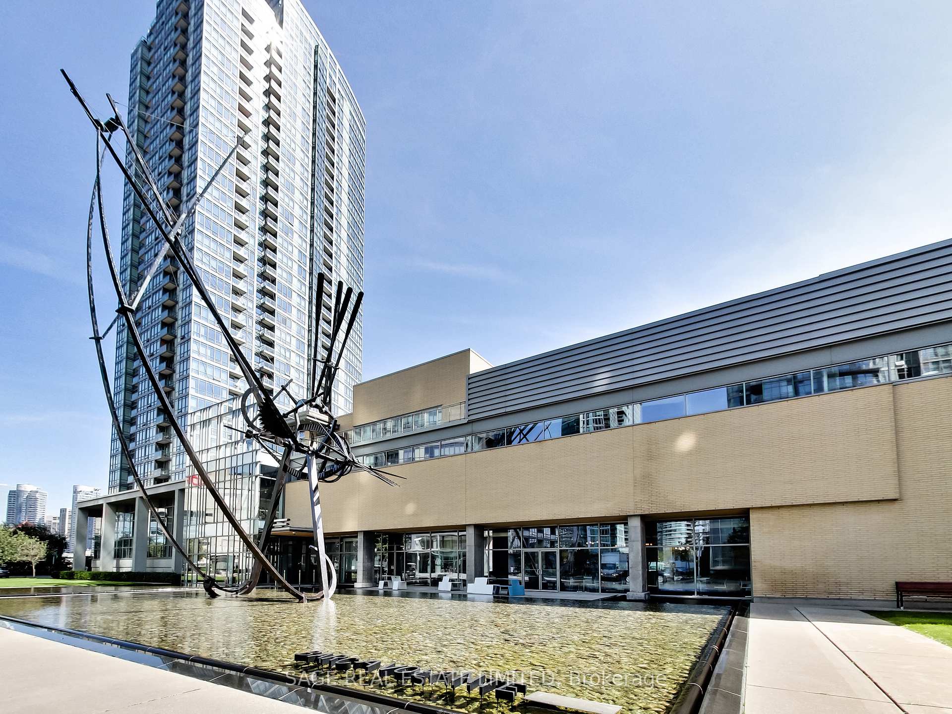 Photo 24 of Unit 3707, 35 Mariner Terrace, Toronto, Waterfront Communities — HOMEH