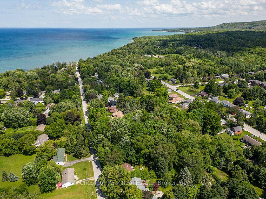 Photo 2 of 227 Eliza Street, Meaford — HOMEH