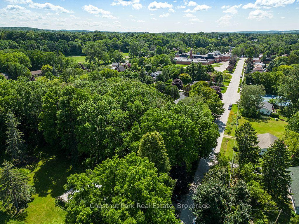Photo 5 of 227 Eliza Street, Meaford — HOMEH