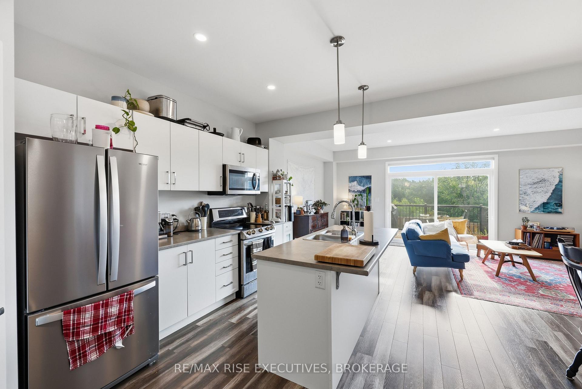 Photo 17 of 1233 Max Crescent, Kingston, City Northwest — HOMEH