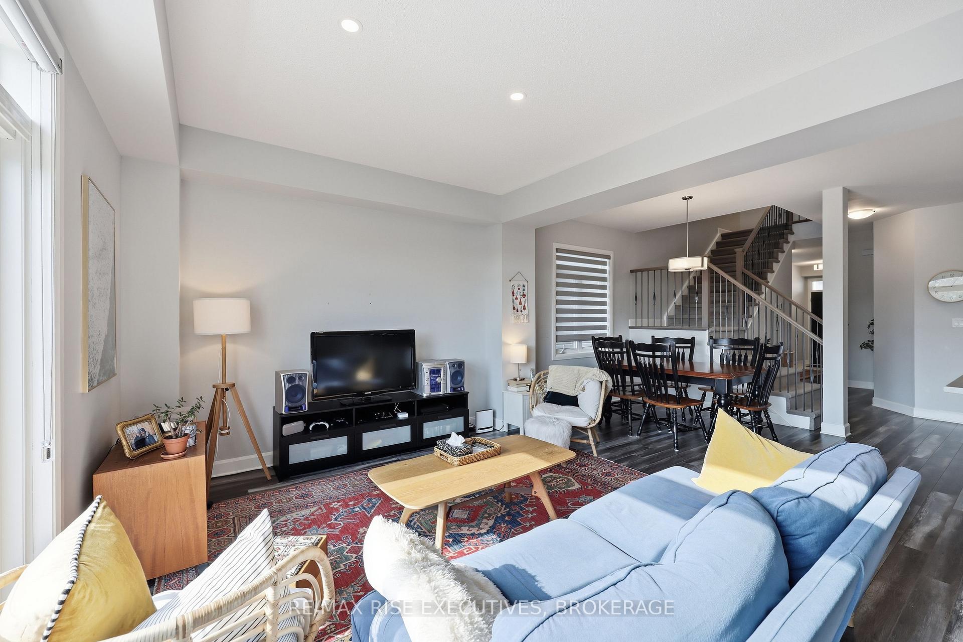 Photo 24 of 1233 Max Crescent, Kingston, City Northwest — HOMEH