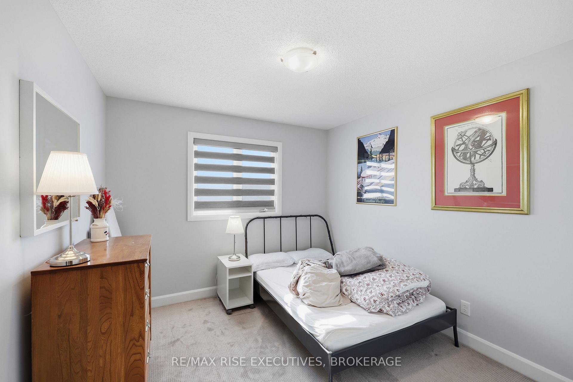 Photo 36 of 1233 Max Crescent, Kingston, City Northwest — HOMEH