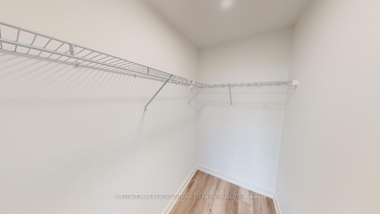 Photo 12 of Unit 1704, 15 Wellington Street, Kitchener, Cherry Hill — HOMEH