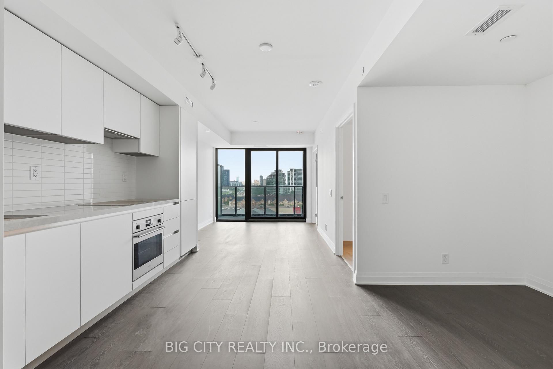 Photo 1 of Unit 809, 25 Frederick Todd Way, Toronto, Thorncliffe Park — HOMEH