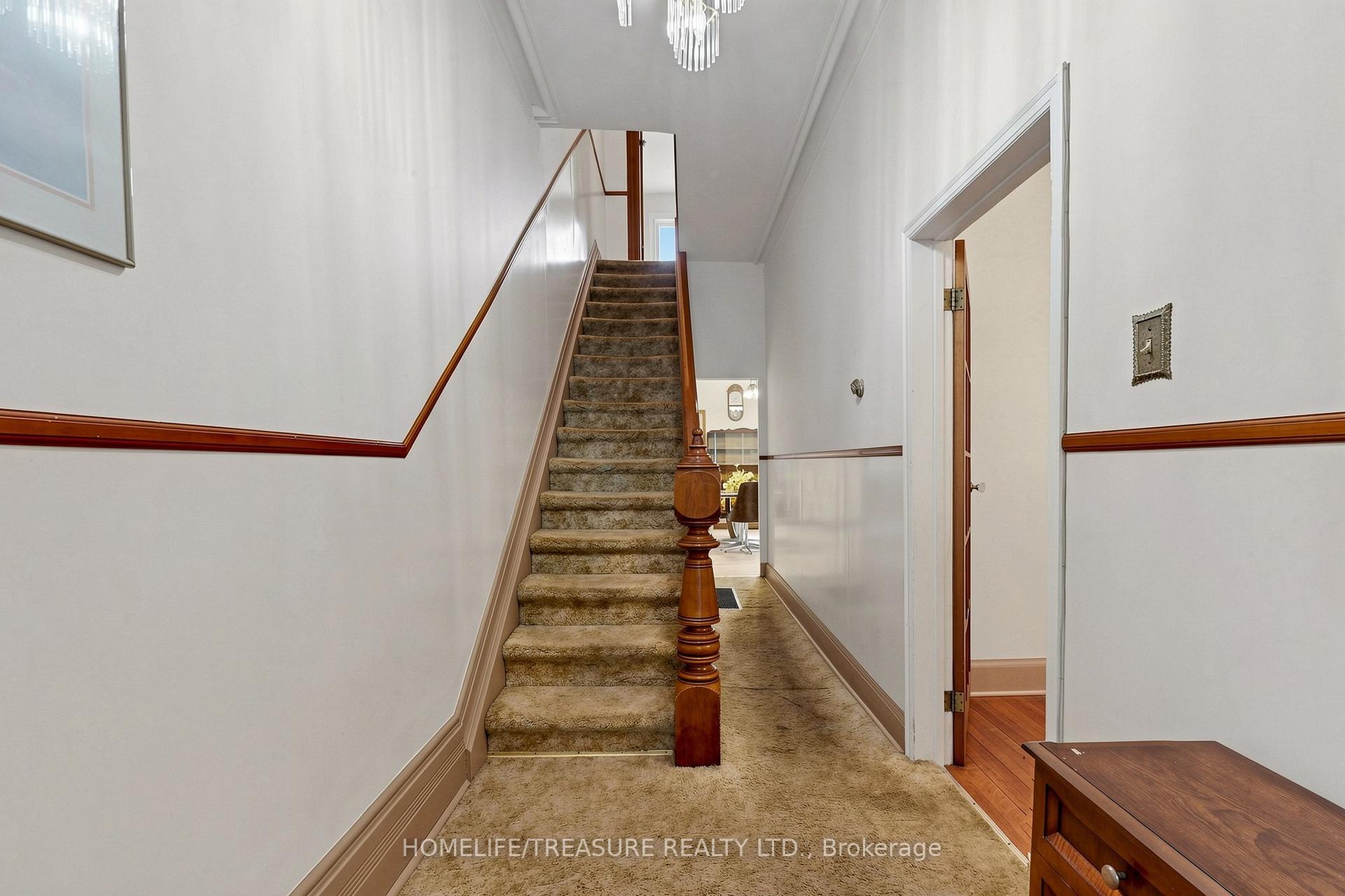 Photo 6 of 123 robert Street, Toronto, University — HOMEH