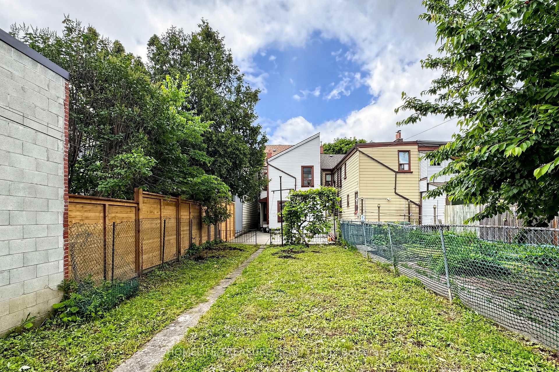 Photo 34 of 123 robert Street, Toronto, University — HOMEH