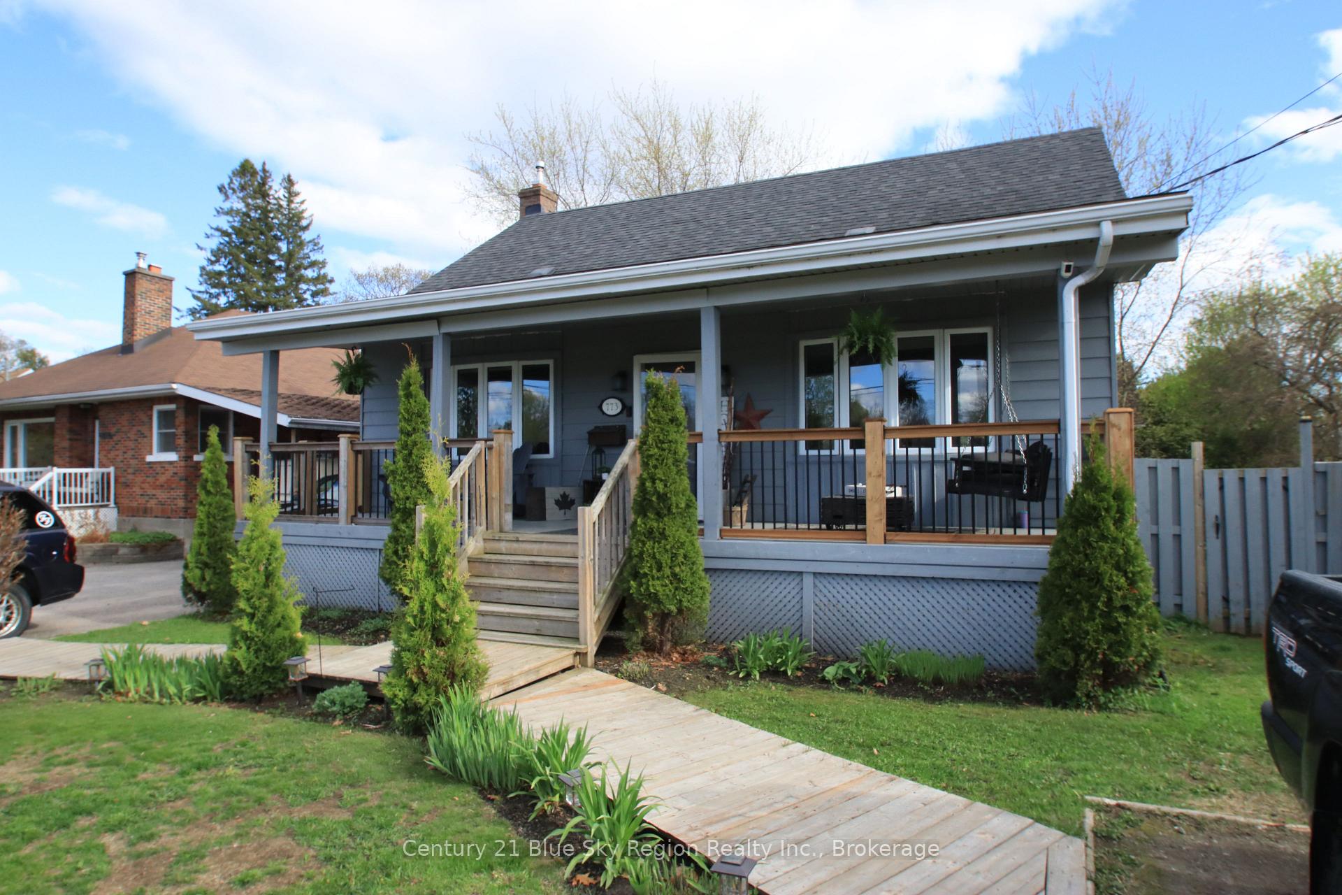 Front of 773 Scollard Street
