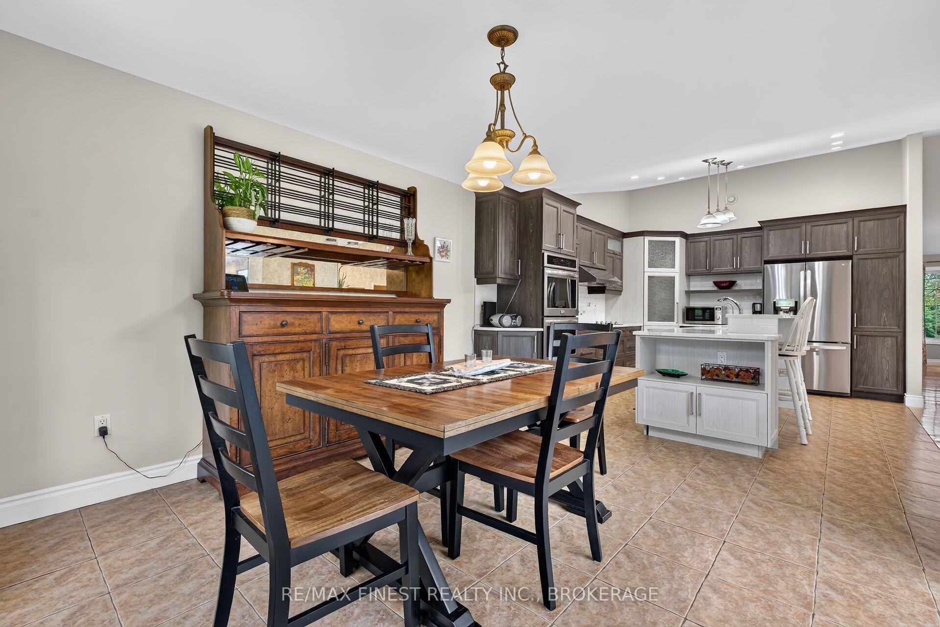 Photo 12 of 3508 Four Seasons Drive, Frontenac, Frontenac South — HOMEH