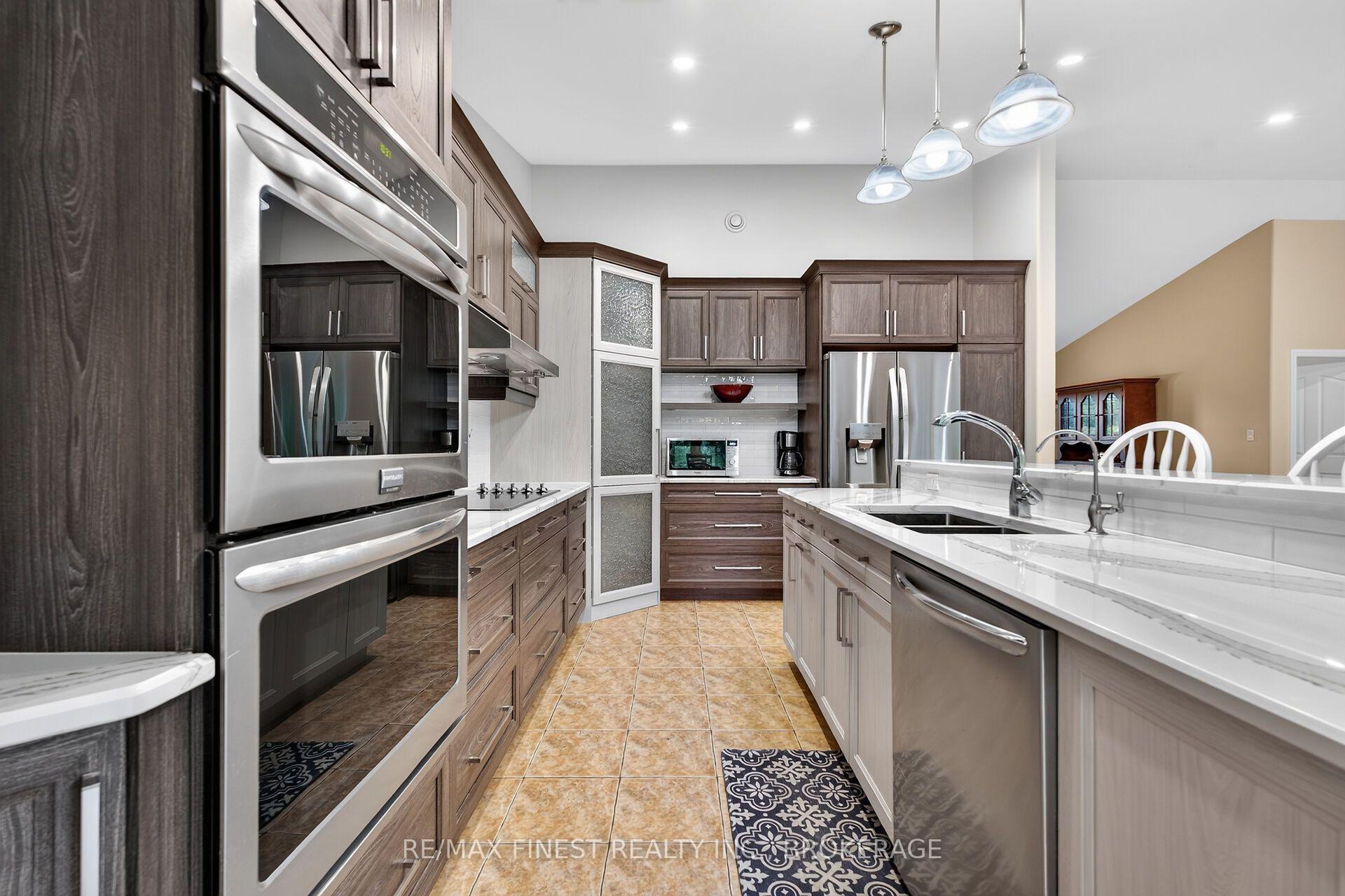 Photo 13 of 3508 Four Seasons Drive, Frontenac, Frontenac South — HOMEH