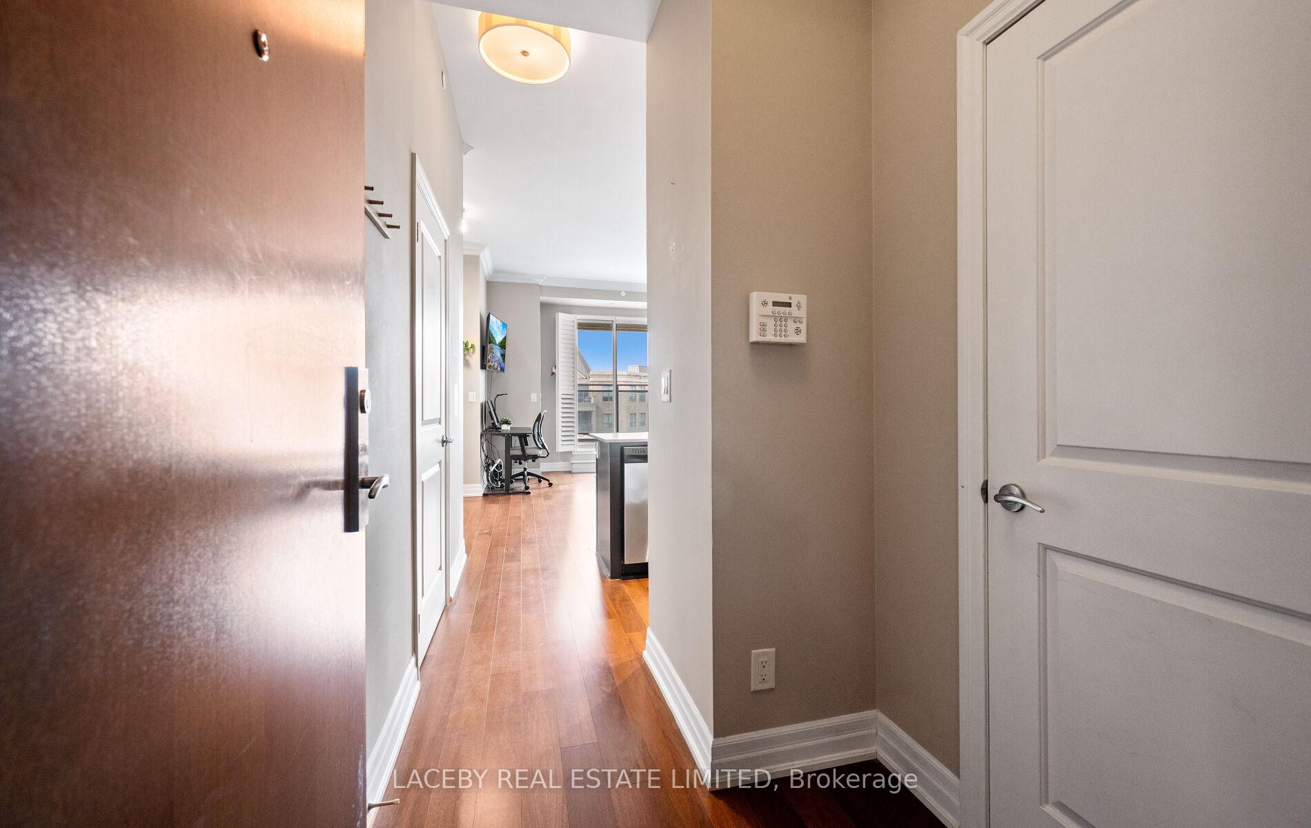 Photo 2 of Unit 507, 111 Civic Square Gate, Aurora, Bayview Wellington — HOMEH