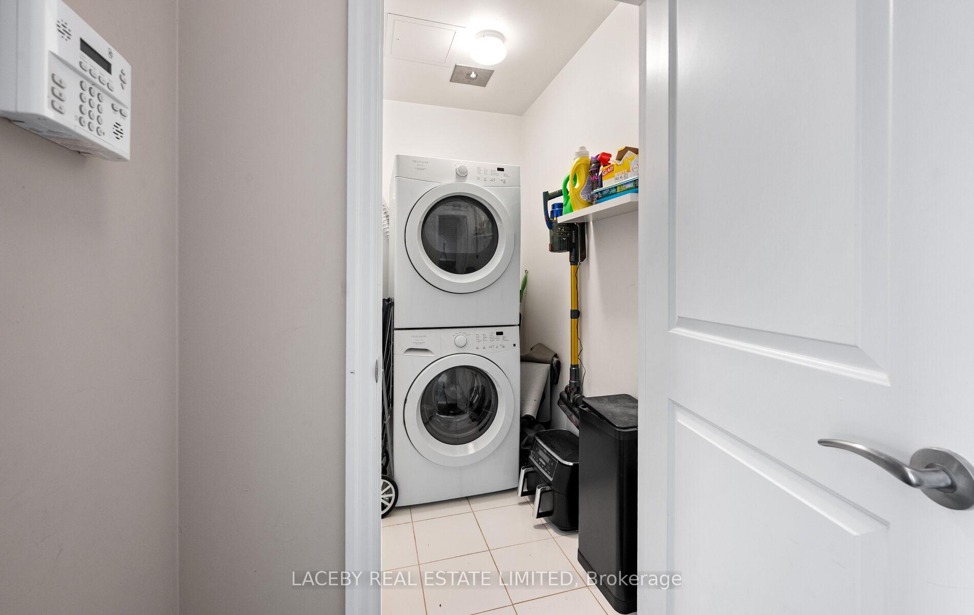 Photo 12 of Unit 507, 111 Civic Square Gate, Aurora, Bayview Wellington — HOMEH