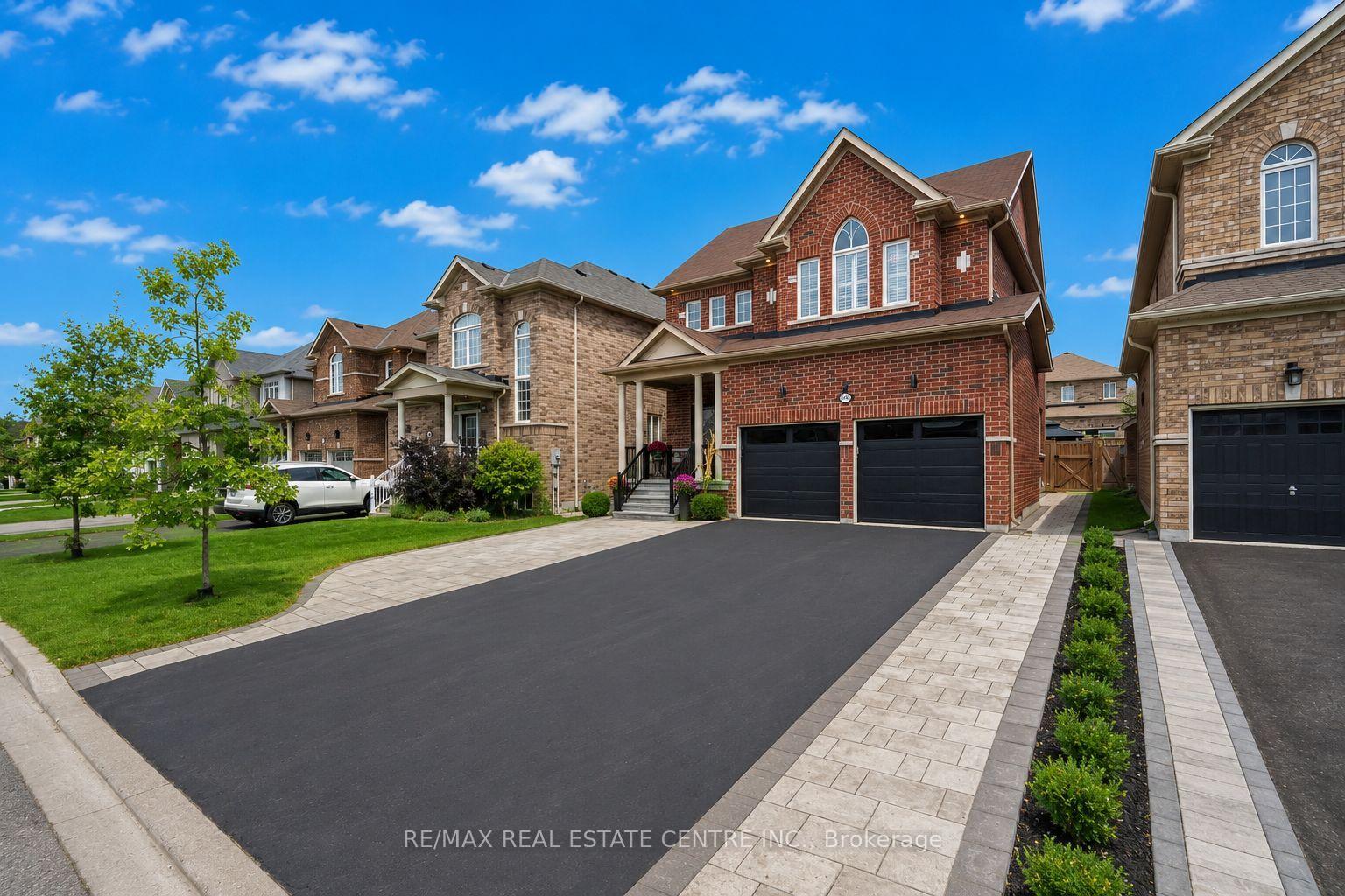 Photo 3 of 844 Wrenwood Drive, Oshawa, Taunton — HOMEH