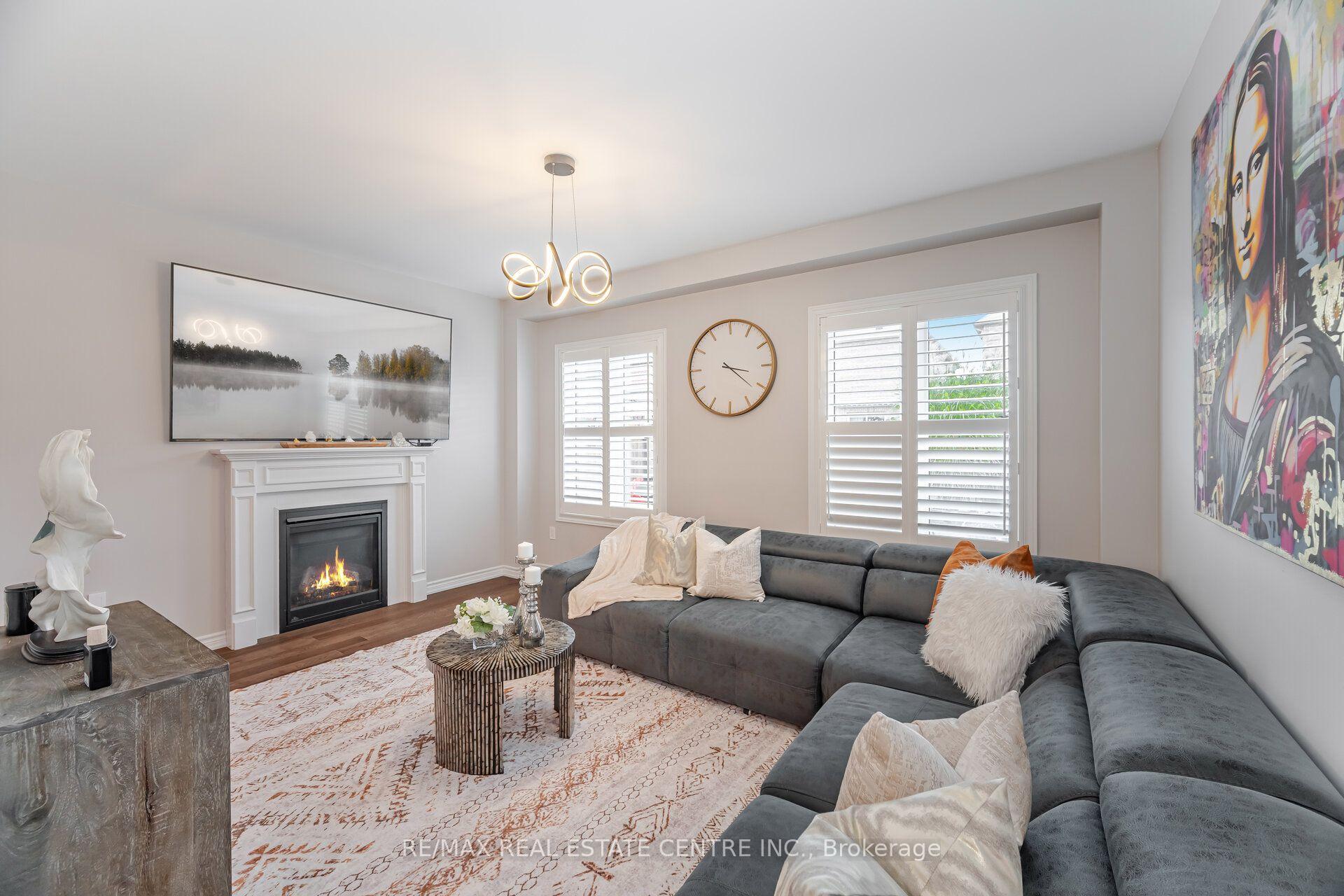 Photo 9 of 844 Wrenwood Drive, Oshawa, Taunton — HOMEH