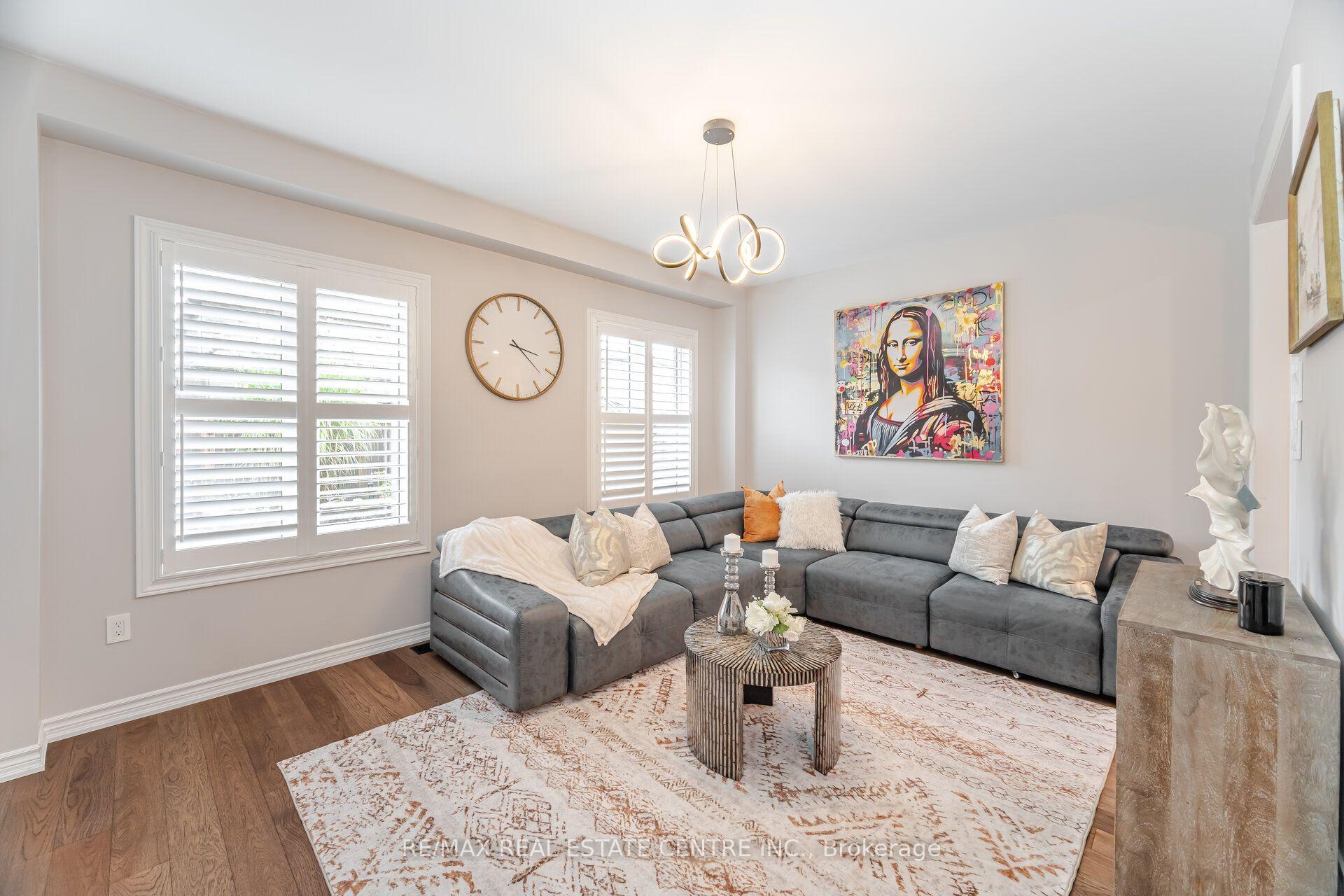 Photo 10 of 844 Wrenwood Drive, Oshawa, Taunton — HOMEH
