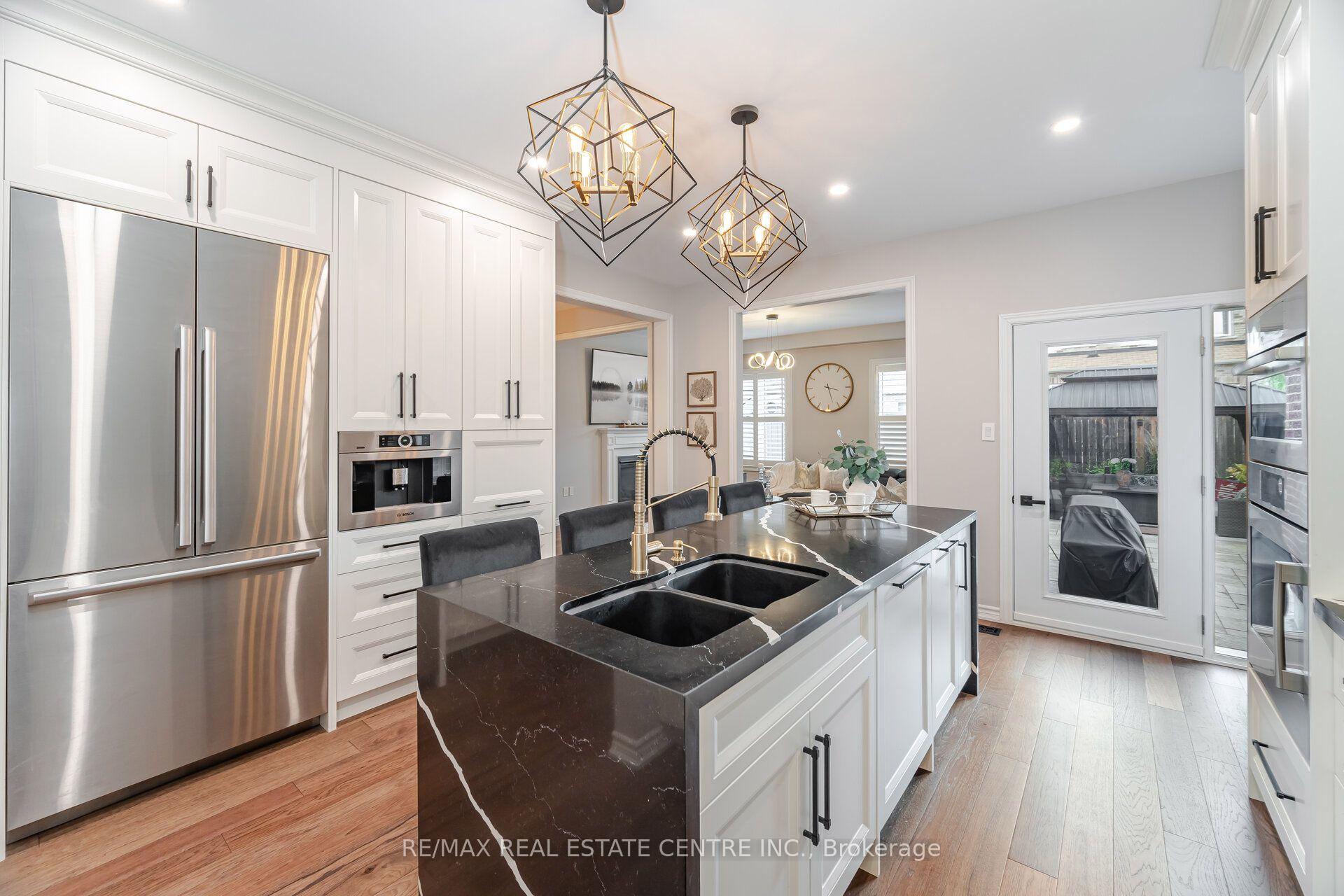 Photo 11 of 844 Wrenwood Drive, Oshawa, Taunton — HOMEH