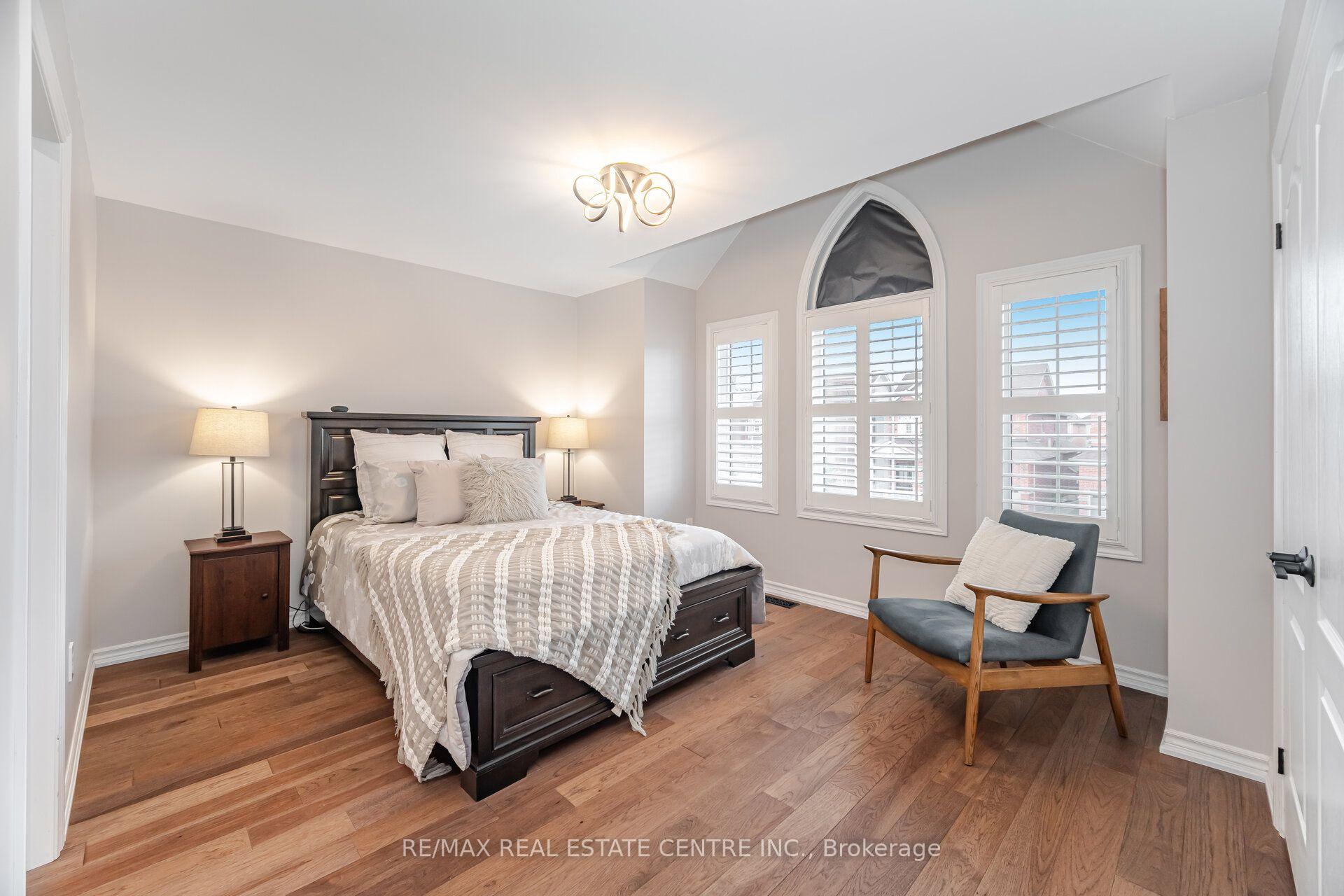 Photo 19 of 844 Wrenwood Drive, Oshawa, Taunton — HOMEH