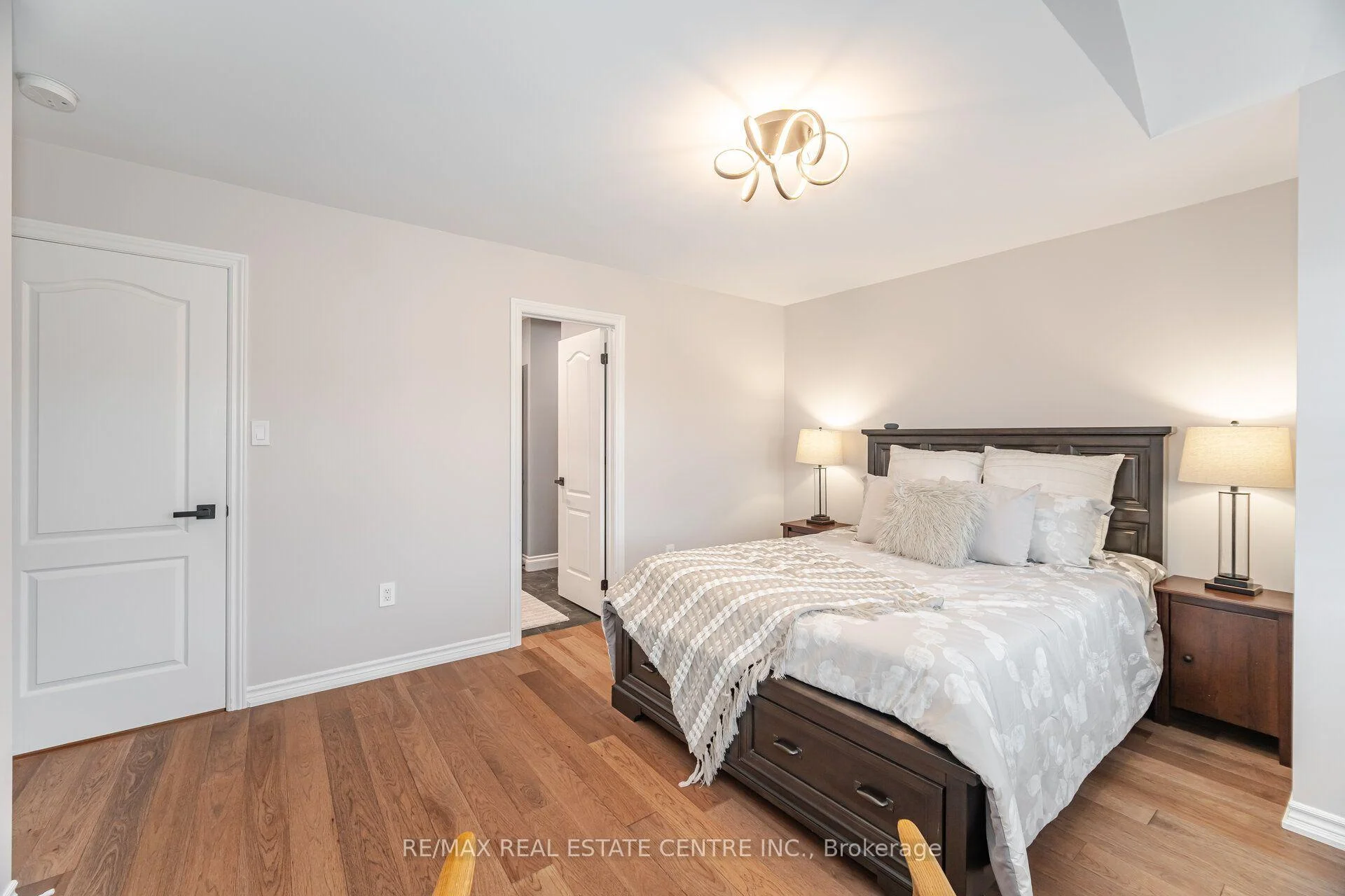 Photo 20 of 844 Wrenwood Drive, Oshawa, Taunton — HOMEH