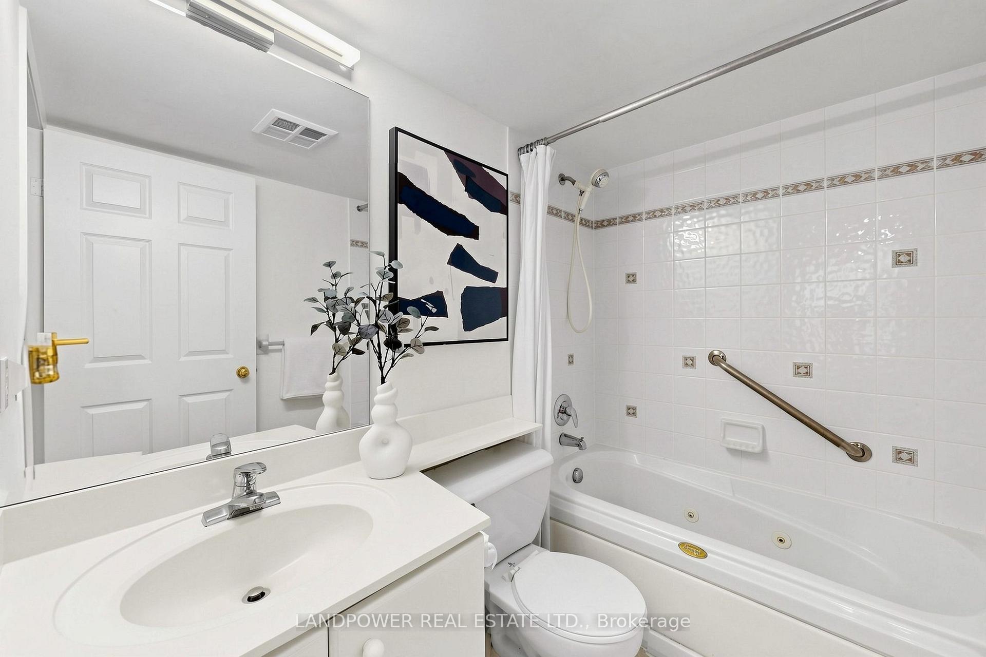 Photo 22 of Unit TH02, 5039 Finch Avenue E, Scarborough, Agincourt North — HOMEH