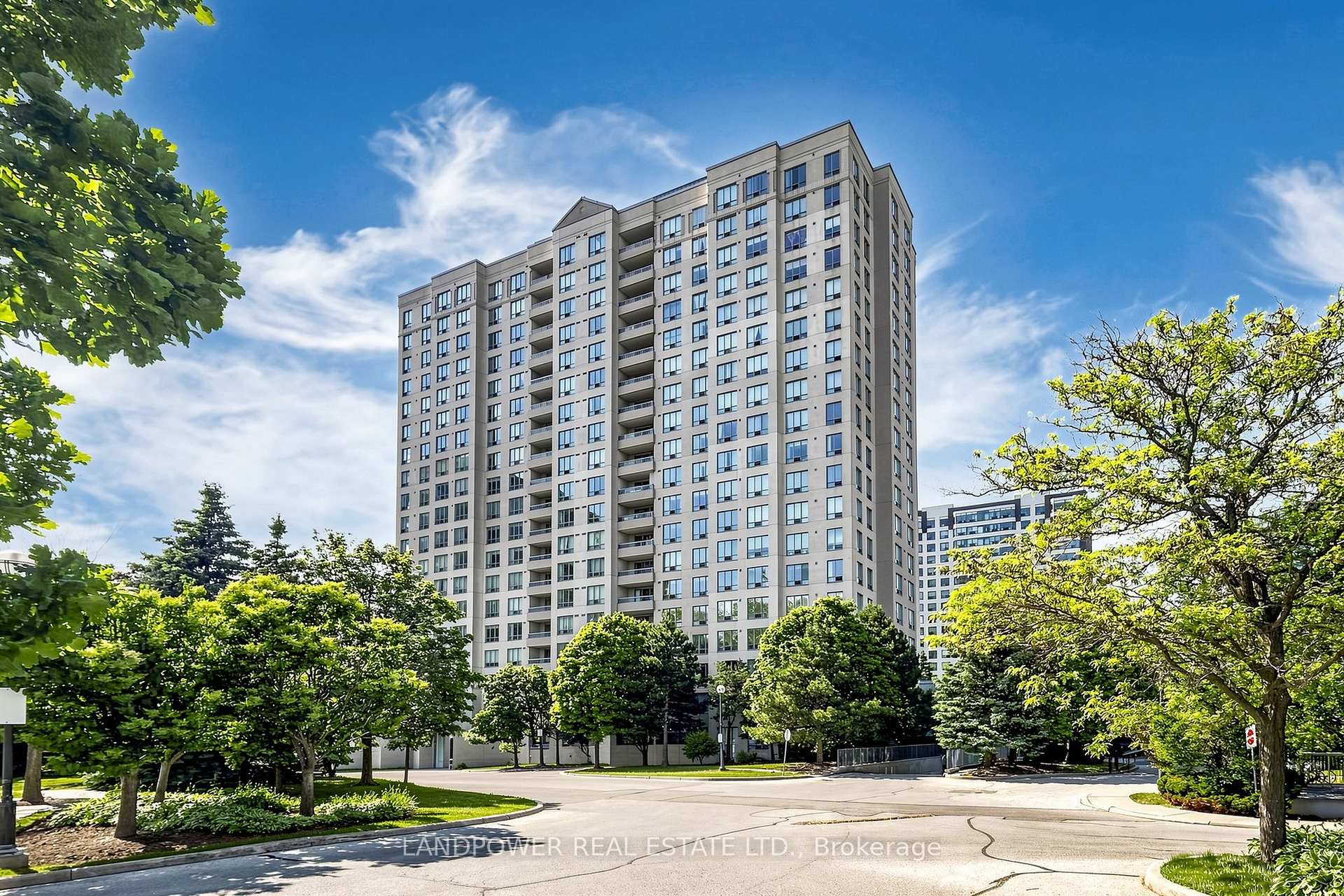 Photo 32 of Unit TH02, 5039 Finch Avenue E, Scarborough, Agincourt North — HOMEH