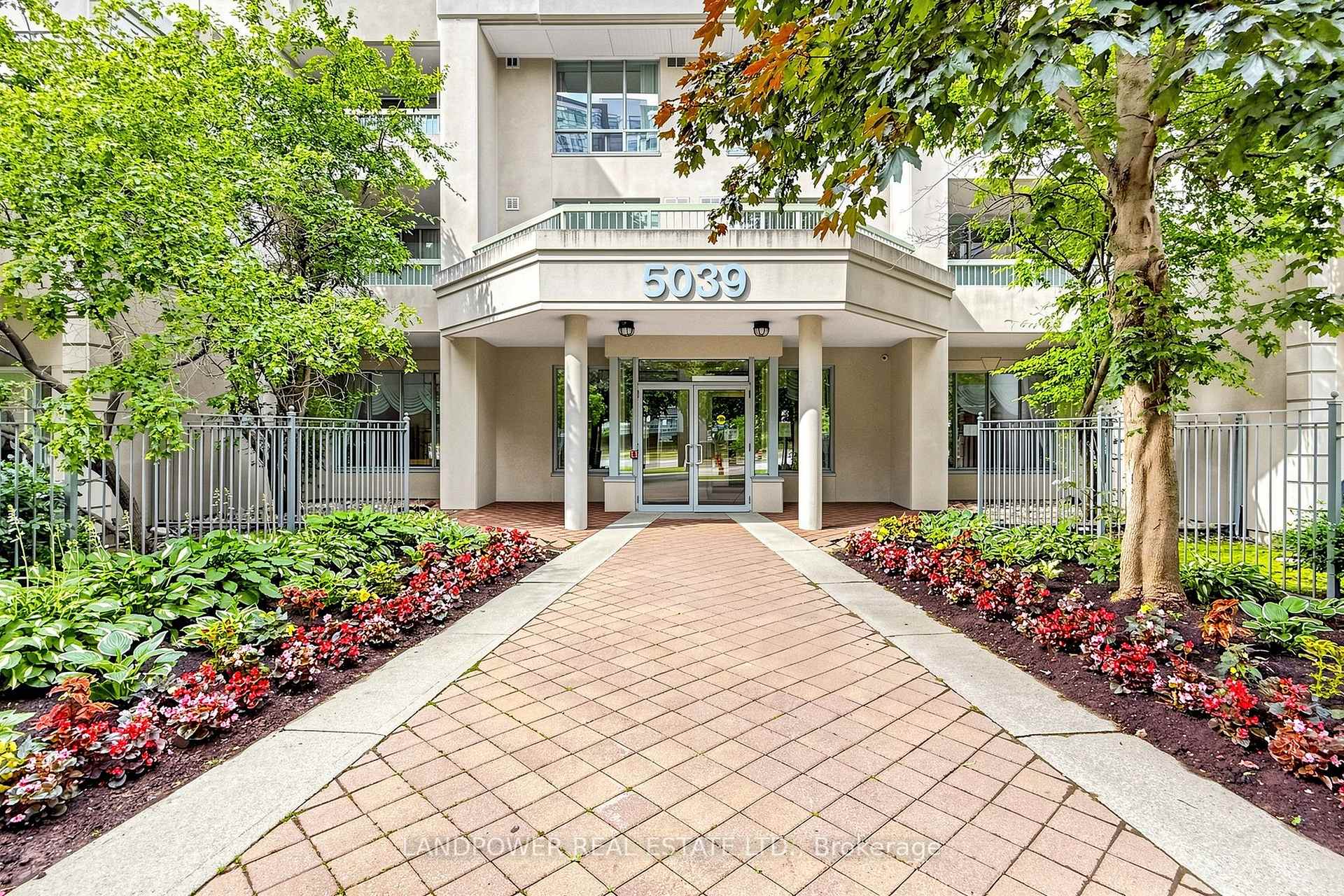 Photo 33 of Unit TH02, 5039 Finch Avenue E, Scarborough, Agincourt North — HOMEH