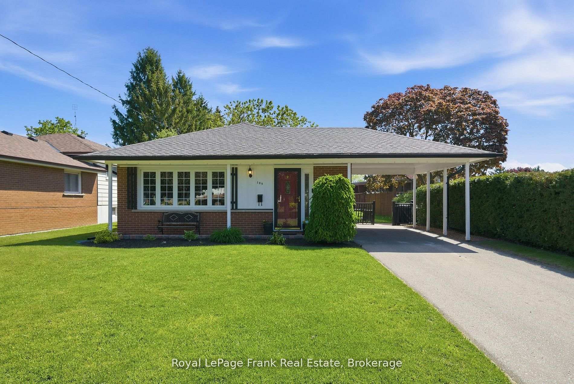 Photo of 185 Athabasca Street
