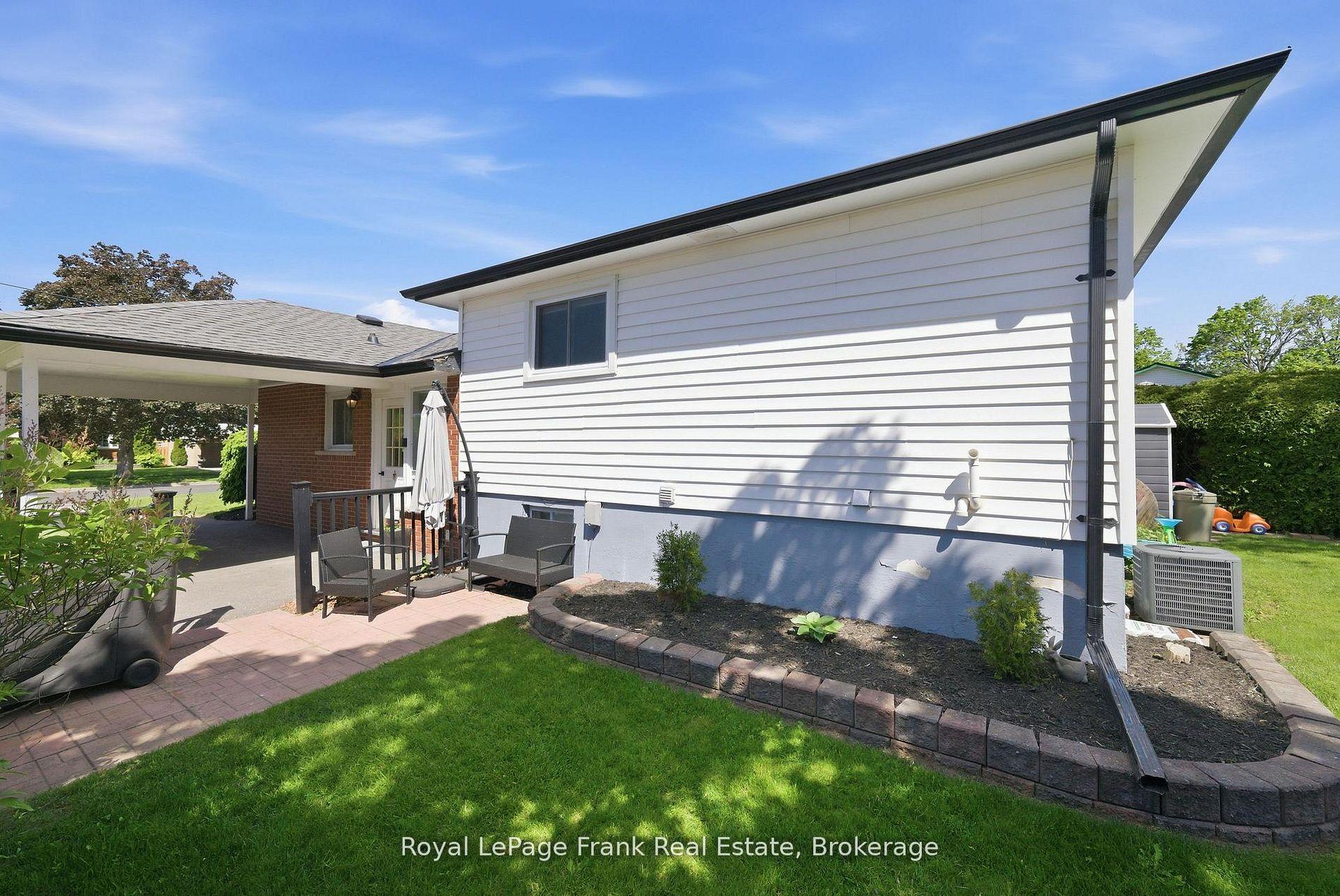 Photo 25 of 185 Athabasca Street, Oshawa, Donevan — HOMEH