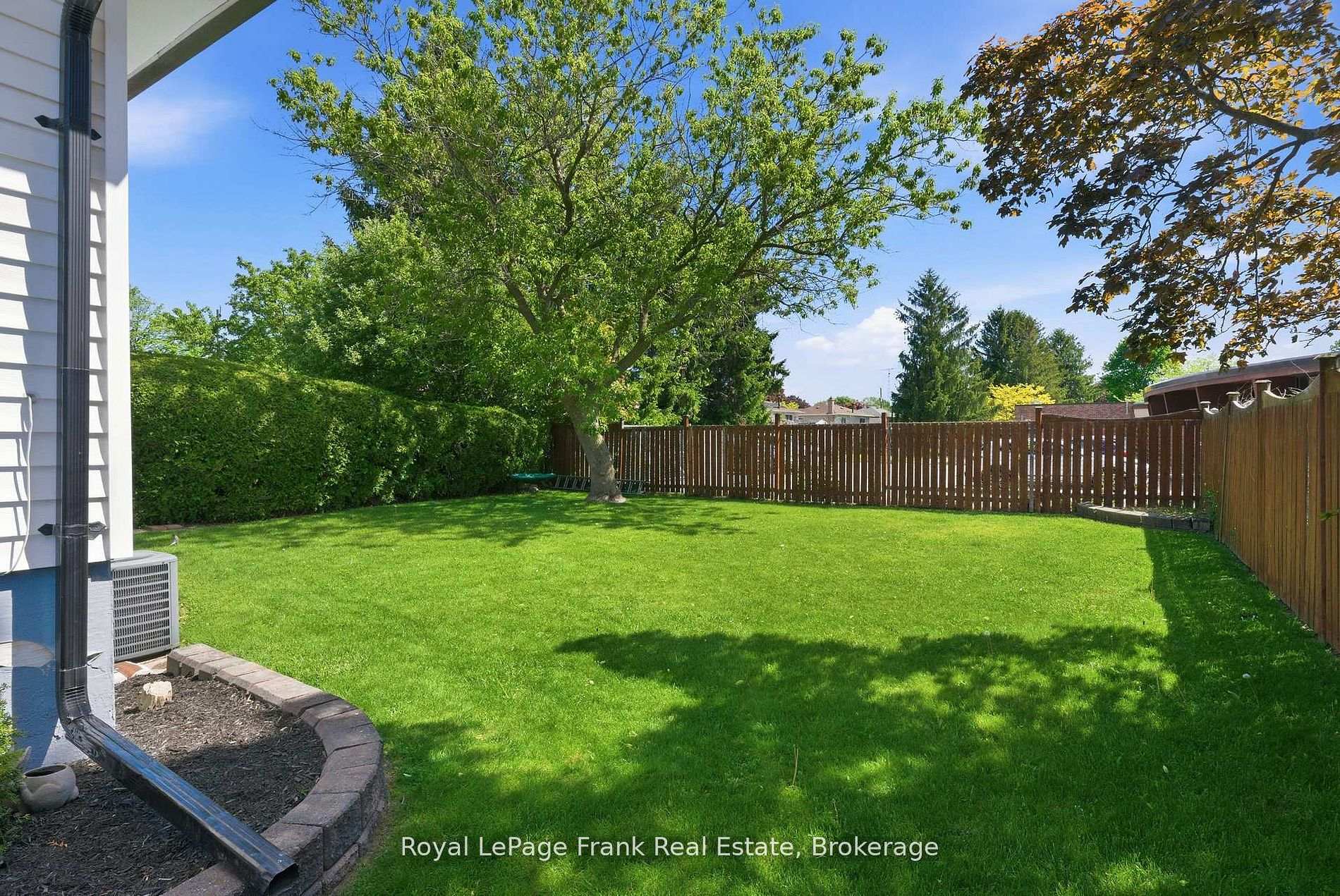 Photo 27 of 185 Athabasca Street, Oshawa, Donevan — HOMEH
