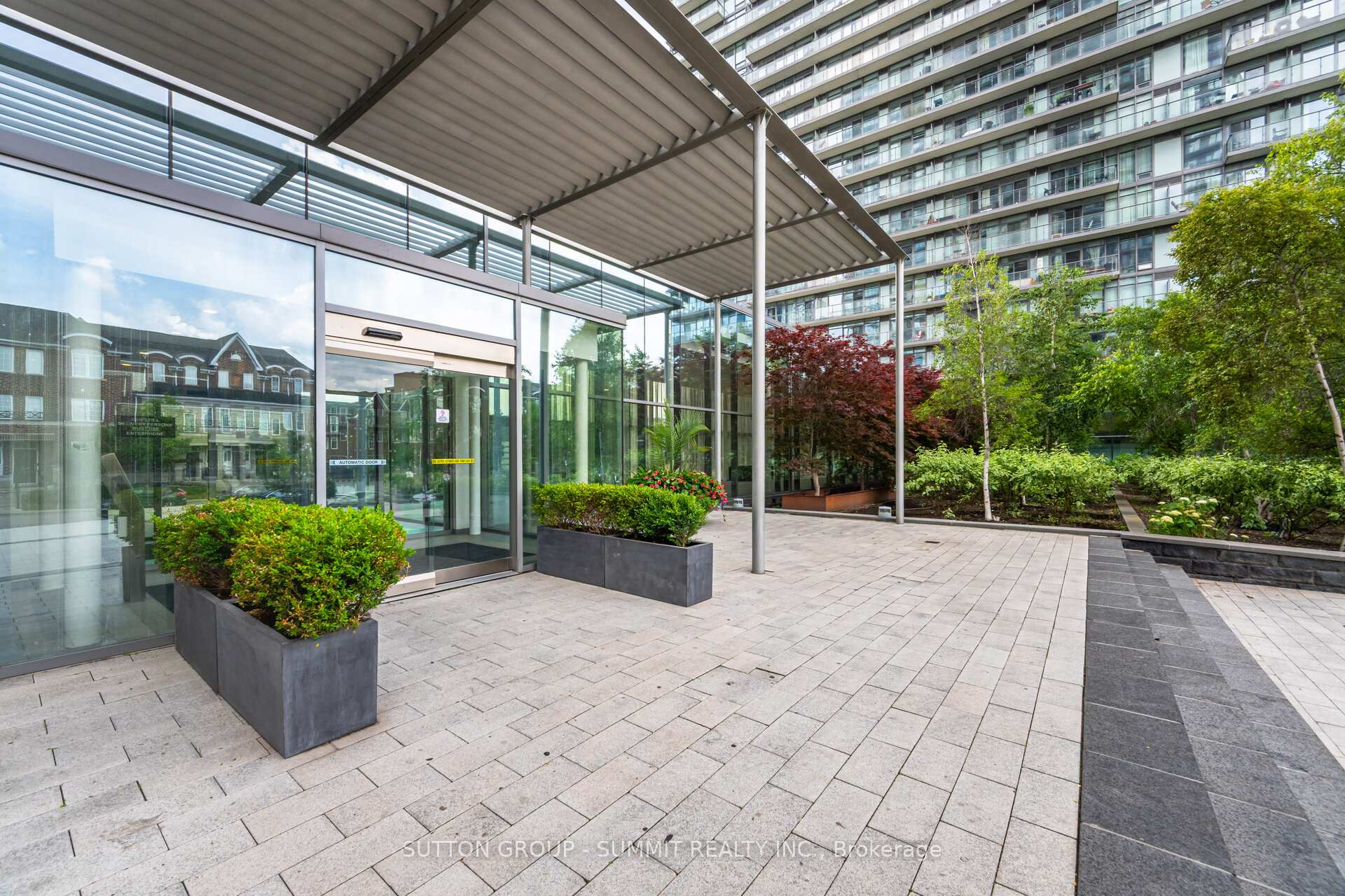 Photo 3 of Unit 3114, 105 The Queensway, Toronto, High Park-Swansea — HOMEH