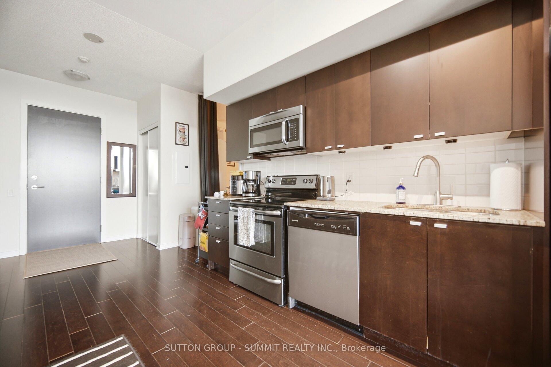 Photo 9 of Unit 3114, 105 The Queensway, Toronto, High Park-Swansea — HOMEH