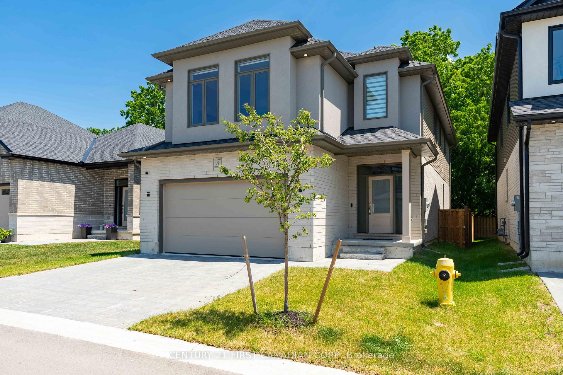 Photo 2 of 8-7966 Fallon Drive, Lucan Biddulph, Granton — HOMEH