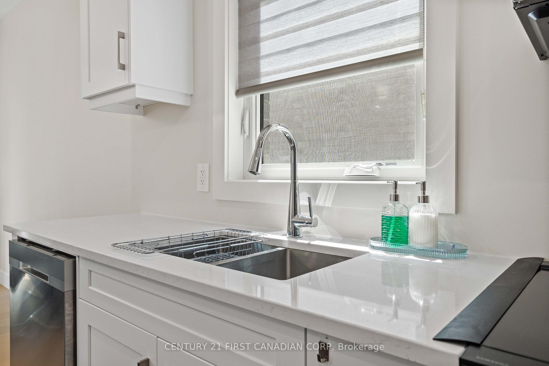 Photo 11 of 8-7966 Fallon Drive, Lucan Biddulph, Granton — HOMEH