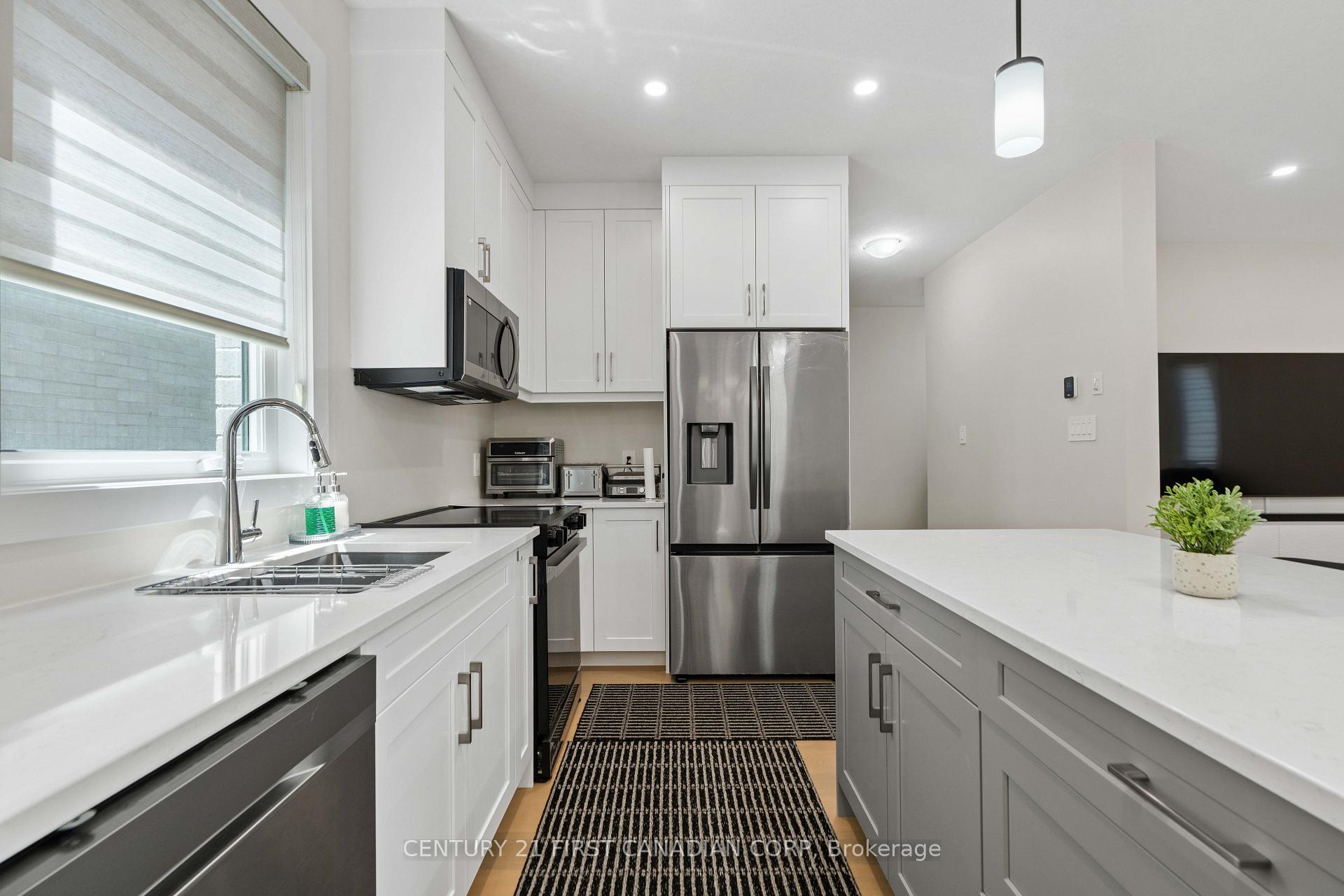 Photo 12 of 8-7966 Fallon Drive, Lucan Biddulph, Granton — HOMEH