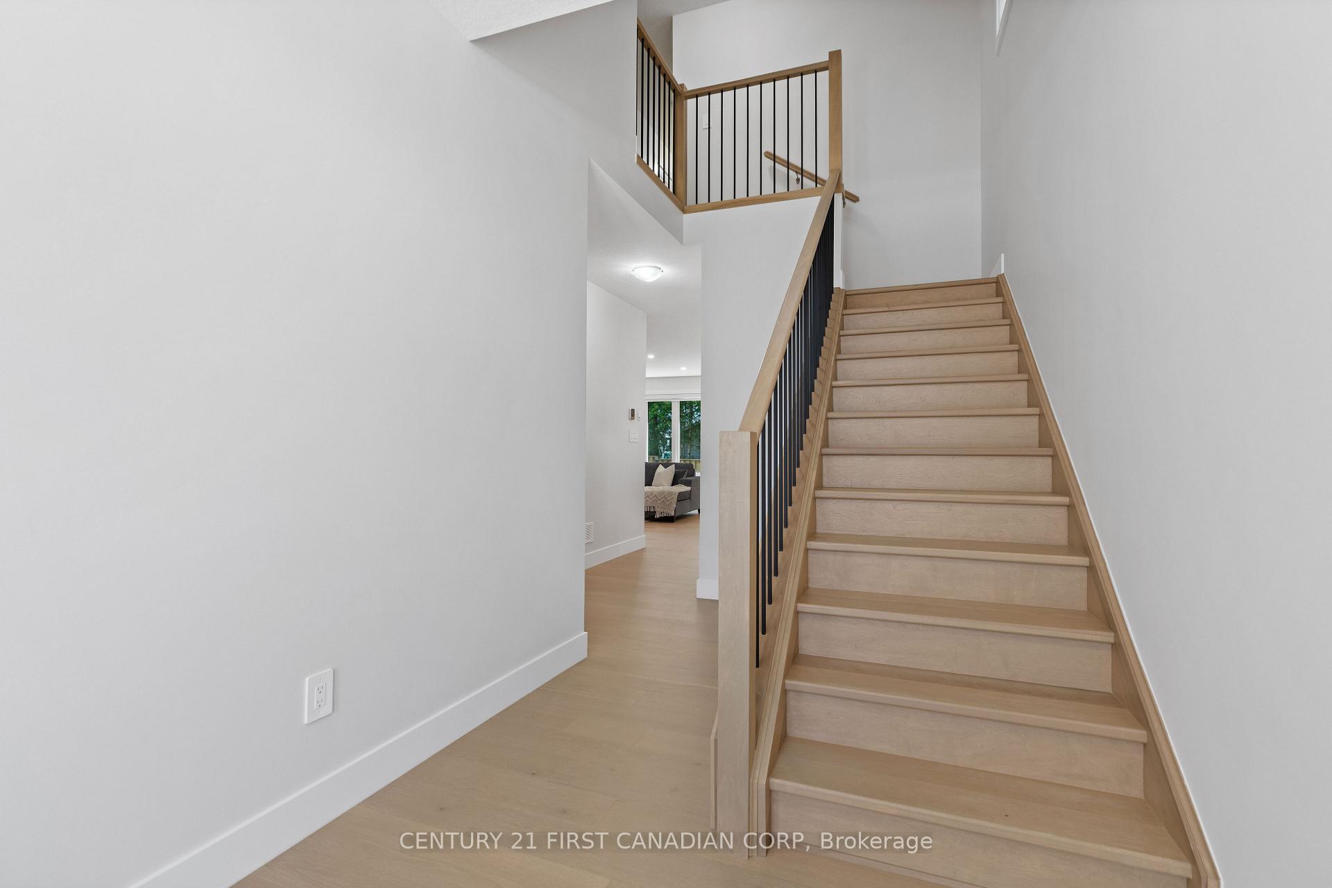 Photo 22 of 8-7966 Fallon Drive, Lucan Biddulph, Granton — HOMEH