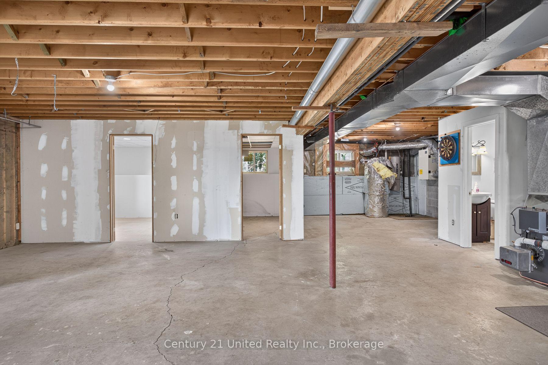 Photo 29 of 2450 Victoria Springs Lane E, Selwyn — HOMEH