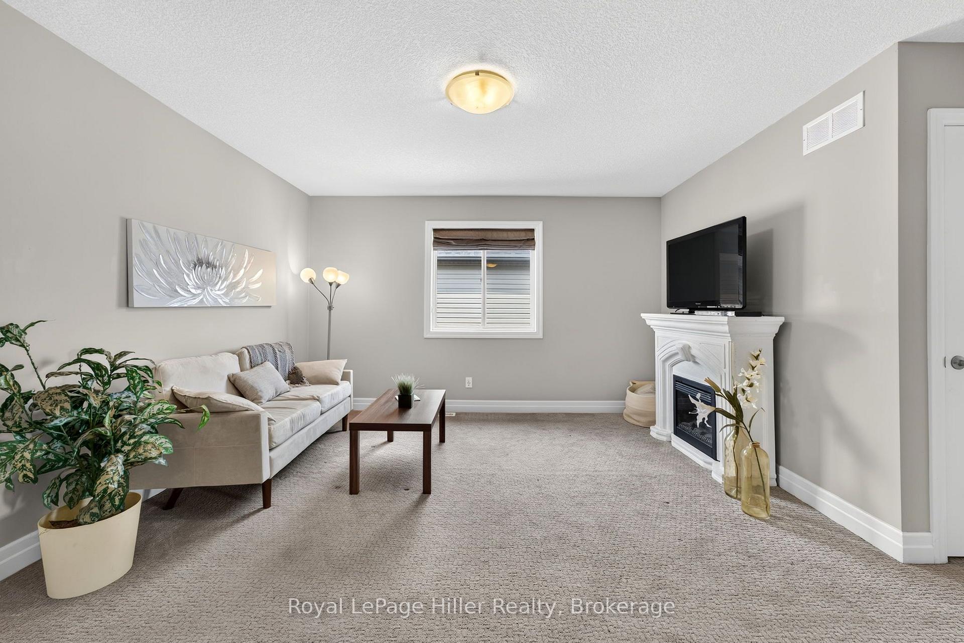 Photo 19 of 15 Robertson Drive, Stratford — HOMEH