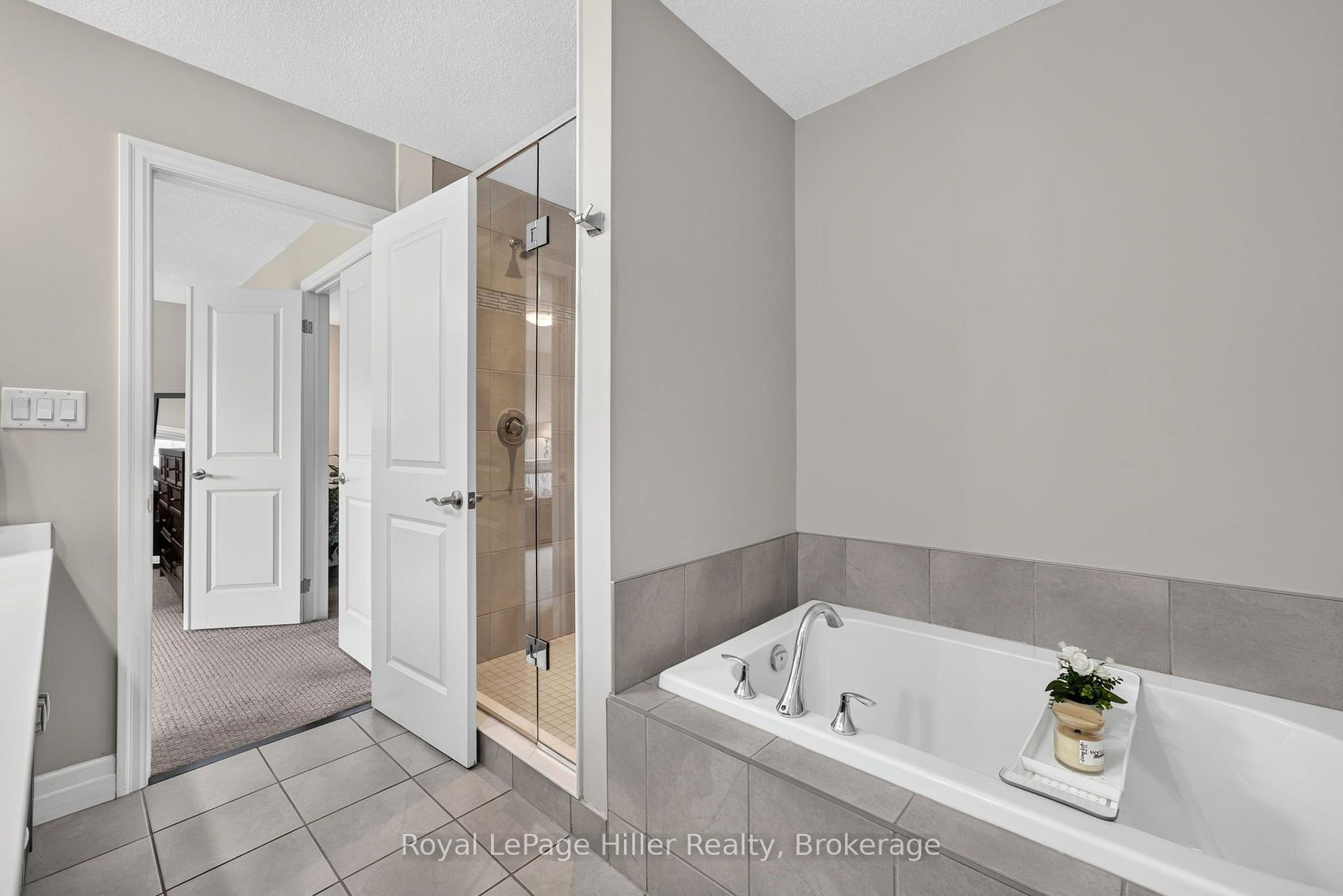 Photo 32 of 15 Robertson Drive, Stratford — HOMEH