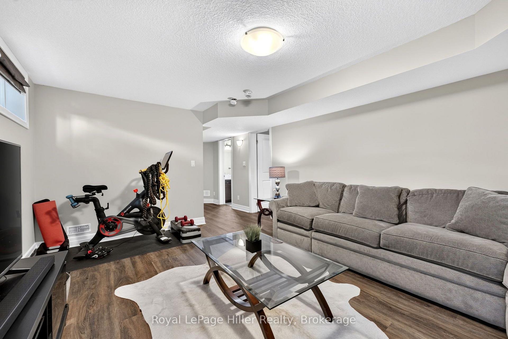 Photo 37 of 15 Robertson Drive, Stratford — HOMEH