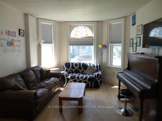 Photo 8 of 305 Cameron Street, Thunder Bay, East End — HOMEH