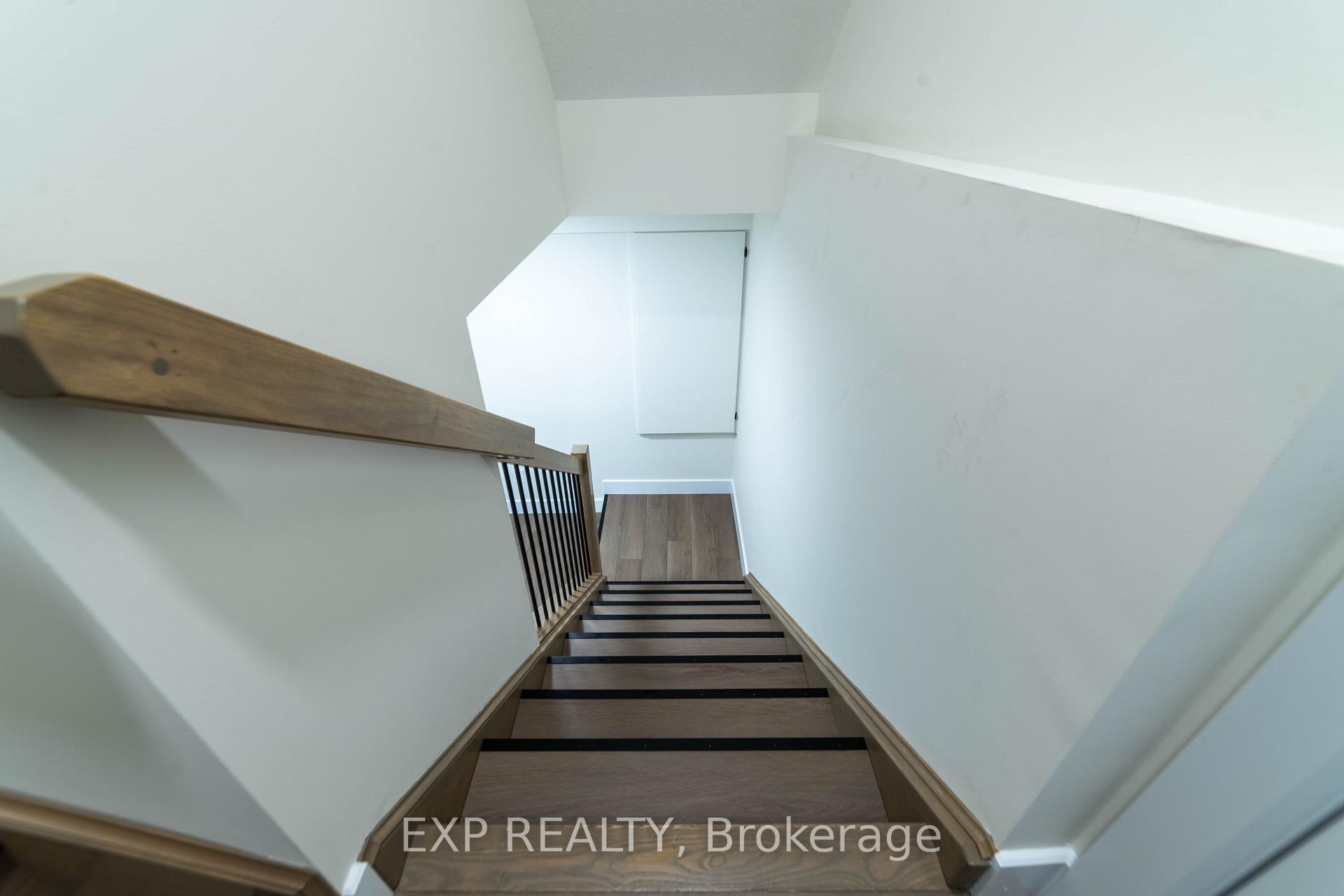 Photo 5 of Unit Basement, 266 Hesselman Crescent, London, South U — HOMEH